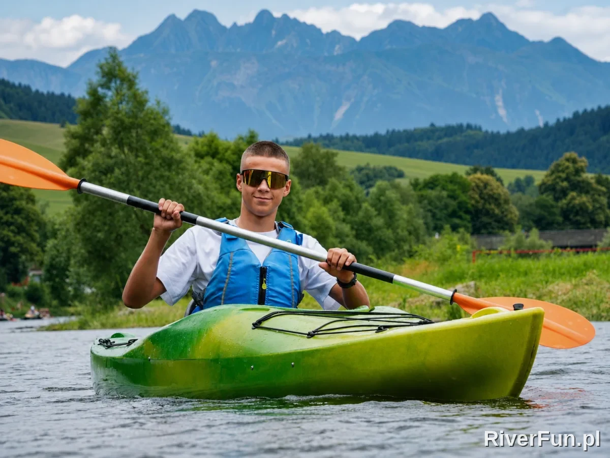 Dunajec River kayaking with Tatra mountains view - RiverFun Poland, Pieniny 2026